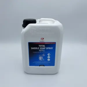 TOTAL Saddle Soap Spray – 2,5 L Vorratsgröße der gebrauchsfertigen Lederseife im Sprühformat. Reinigt und pflegt Glattleder effektiv – ideal für Vielputzer & Stallteams.